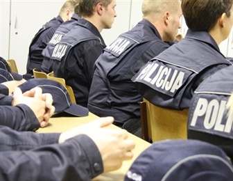 IZOBRAŽEVANJE POLICISTOV NDM – URGENTNI POZIV DELODAJALCU