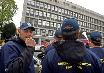 Sindikat policistov Slovenije imenoval stavkovni odbor – obvestilo