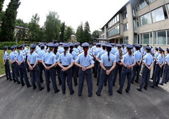 Zaključek izrednega študija na Višji policijski šoli in s tem povezane premestitve ter (ne)napredovanje v plačne razrede - obvestilo