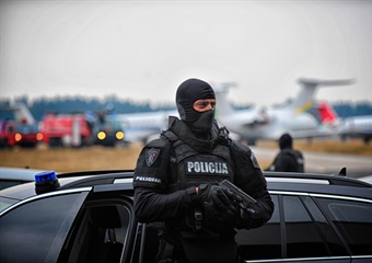 Dobava športne opreme za upravičene policiste v letu 2024 - odgovor delodajalca