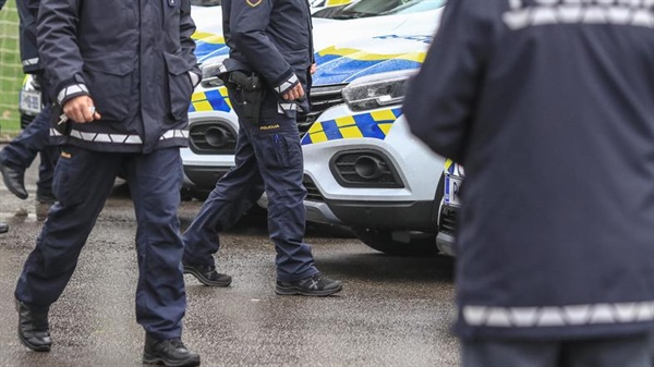 SPS - OPRAVLJANJE DEL IN NALOG T.I. SCHENGENSKIH POLICISTOV TER MOŽNOST VLOŽITVE ZAHTEVKOV - OBVESTILO ČLANSTVU